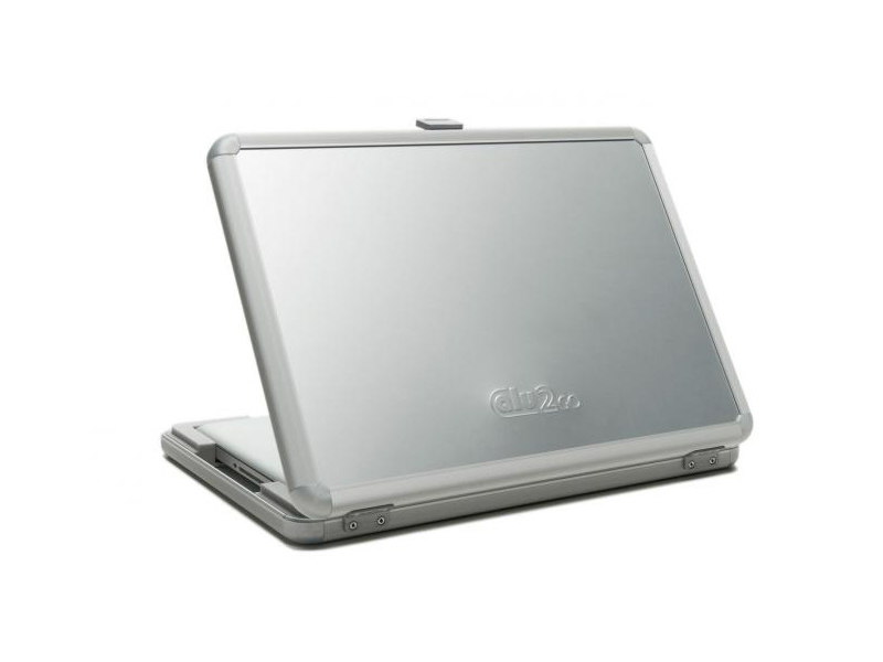 Приз #2 - алюминиевый кейс Alu2go для 13-ти дюймового MacBook Pro. Приз #1 - алюминиевый бампер Deff Cleave для iPhone 5.