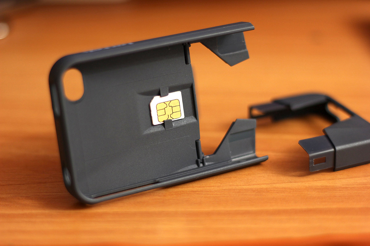 Чехлол Loctek для iPhone 4 и 4S. Чехлол Loctek для iPhone 4 и 4S.