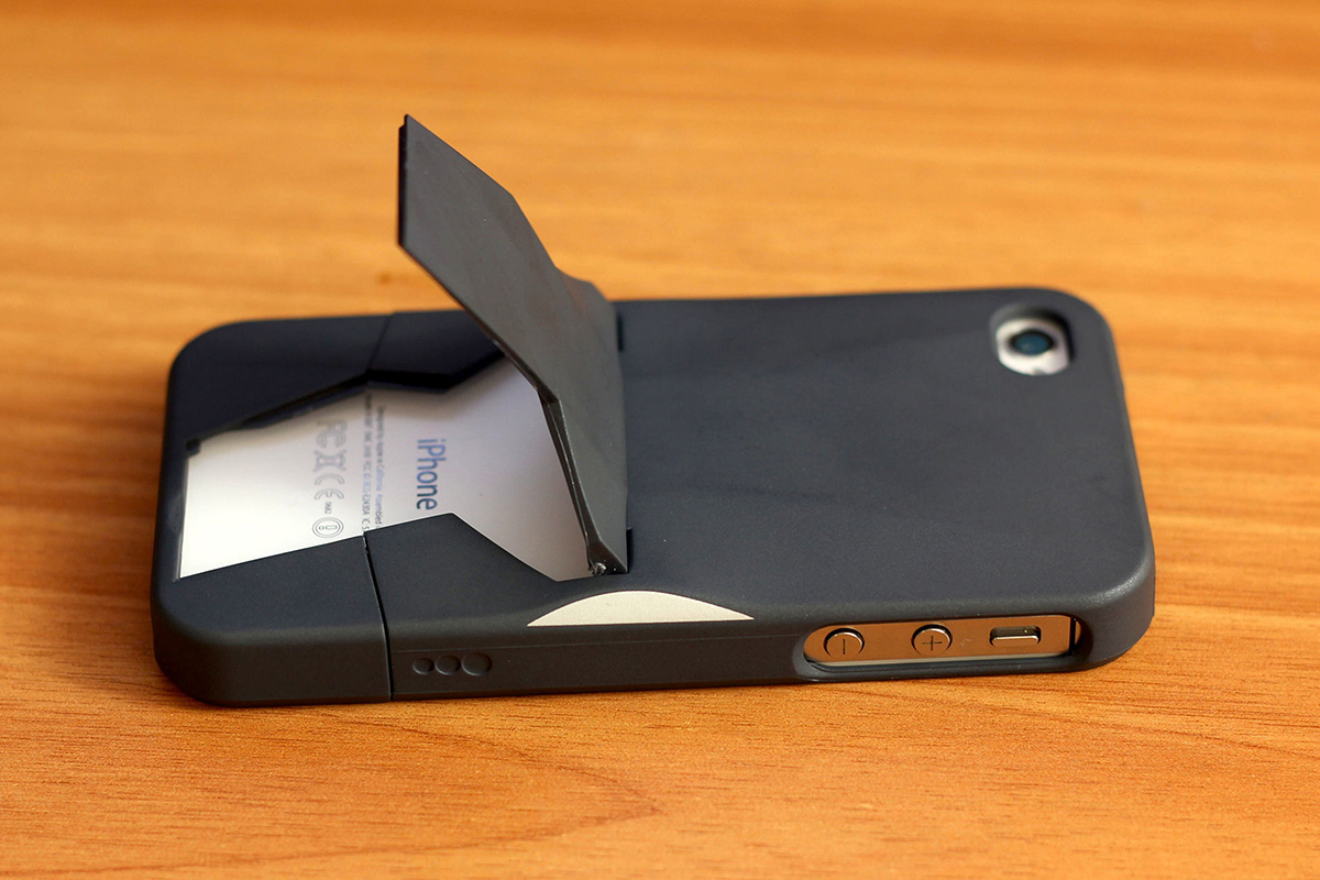 Чехлол Loctek для iPhone 4 и 4S. Чехлол Loctek для iPhone 4 и 4S.